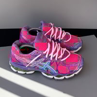 Image 1 of size: us8.5/10 uk7.5 eu42 cm26.5