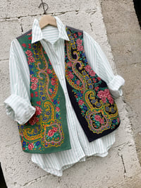 Image 2 of Chaleco feito a man. FOLIADA75. Talla unica