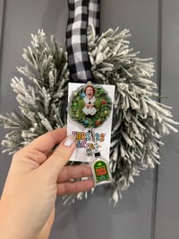 Elf wreath and dangle maple syrup charm 