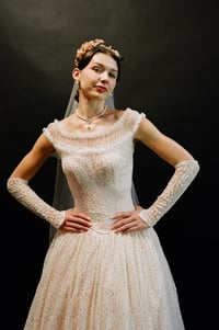 Image 6 of 1950s Blushing Bride