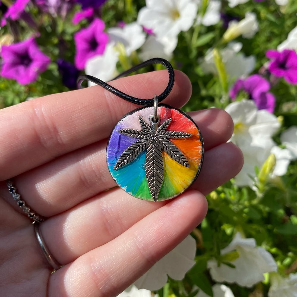 Image of color wheel weed necklace