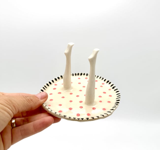 Leg Ring Dish 
