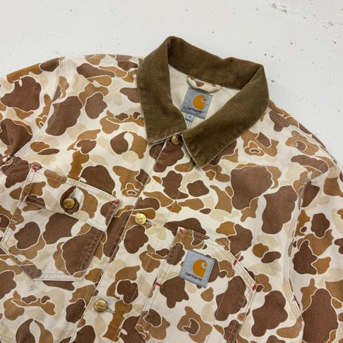 Image of Carhartt Duck Camo Chore Jacket, Size Medium