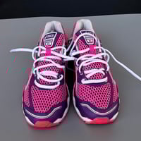 Image 3 of size: us8.5/10 uk8 eu42 cm26.5