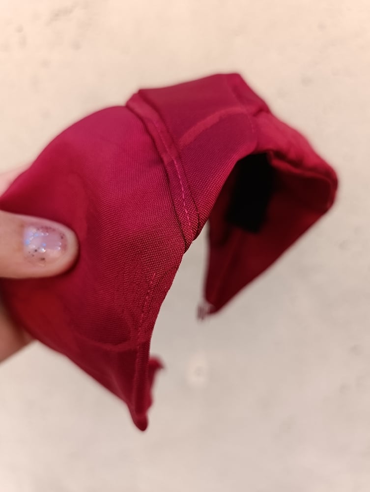 Image of Cerchietto a fascia jackard raso rosso
