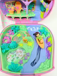 Image 4 of Ensemble bracelet et Polly Pocket Sac à dos jungle