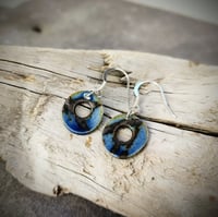 Image 4 of Shibui donut earrings blue/bronze