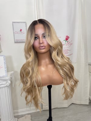 Image of Lyla luxury (ready to ship)