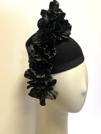 Image 2 of Black felt cocktail shape headpiece