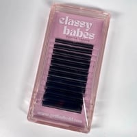 Image 2 of Ellipse Flat Lashes