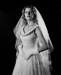 Image 9 of 1950s Bombshell Beauty