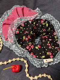 Image 1 of Big Lacey Scrunch