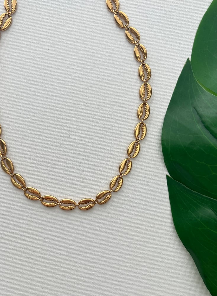 Image of RICH GIRL • Cowrie Shell Necklace