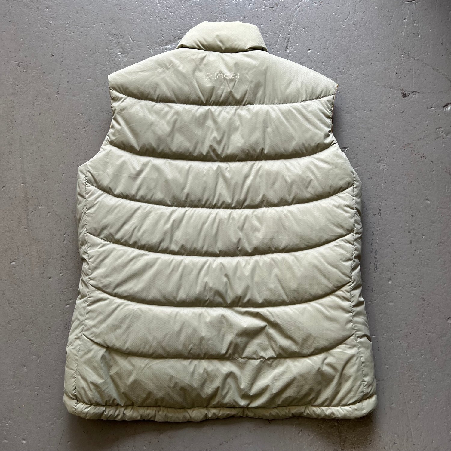 Image of Y2K Nike ACG puffer gilet size small ( reversible )