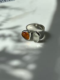 Image 1 of Ring mit grünem Amethyst und Bernstein