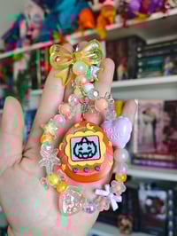 Image 1 of Llavero clicker XL tamagotchi calabaza