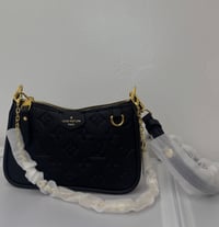 Onyx Shoulder Bag