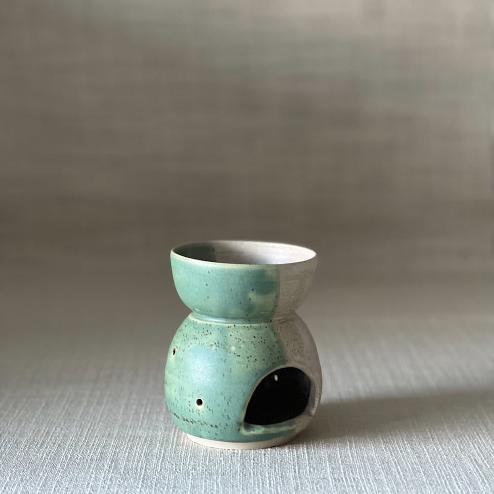 Image of BLOSSOM OIL BURNER 