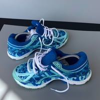 Image 3 of size us8.5 uk6.5 eu40 cm25.5