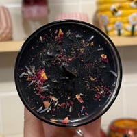 Image 2 of tobacco bourbon scented candle