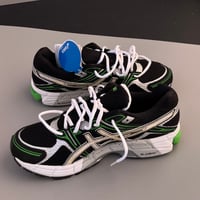 Image 2 of size: us11.5 uk10.5 eu46 cm29