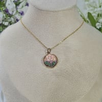 3D Flower Frame Necklace