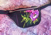Image 4 of HIP BAG "vintage floral tapestry"