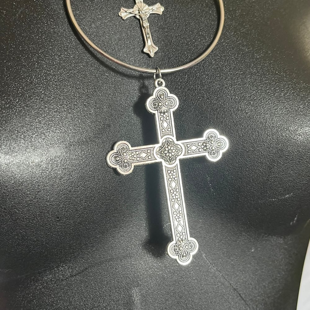 Image of EARTHY CROSS