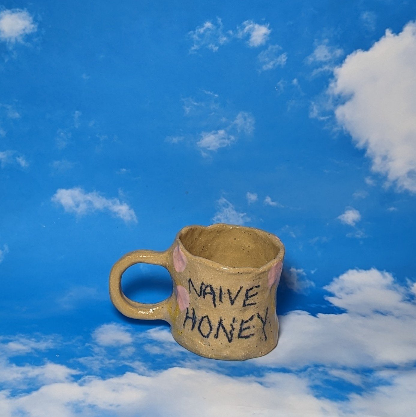 Image of naive honey mug