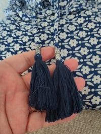 Image 4 of S/m Sari PJs and matching dust bag with tassles Navy white