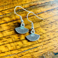 Image 2 of Set of 5 fan silver plated earrings 