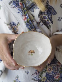 Image 2 of Wavy Magnolia Bowl (sml)