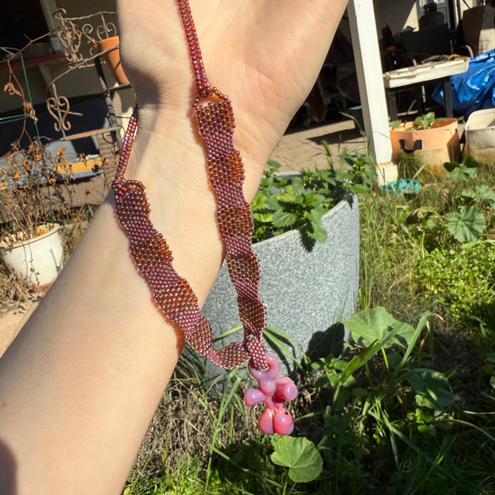 Image of Peyote Beaded Choker with torso