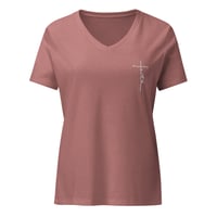 Image 3 of "Faith Cross" relaxed v-neck tee