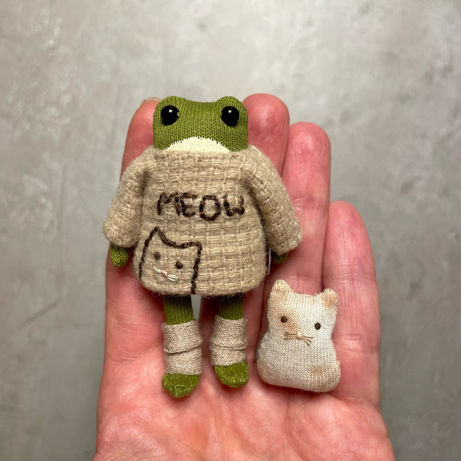 Image of Froggy & kitty