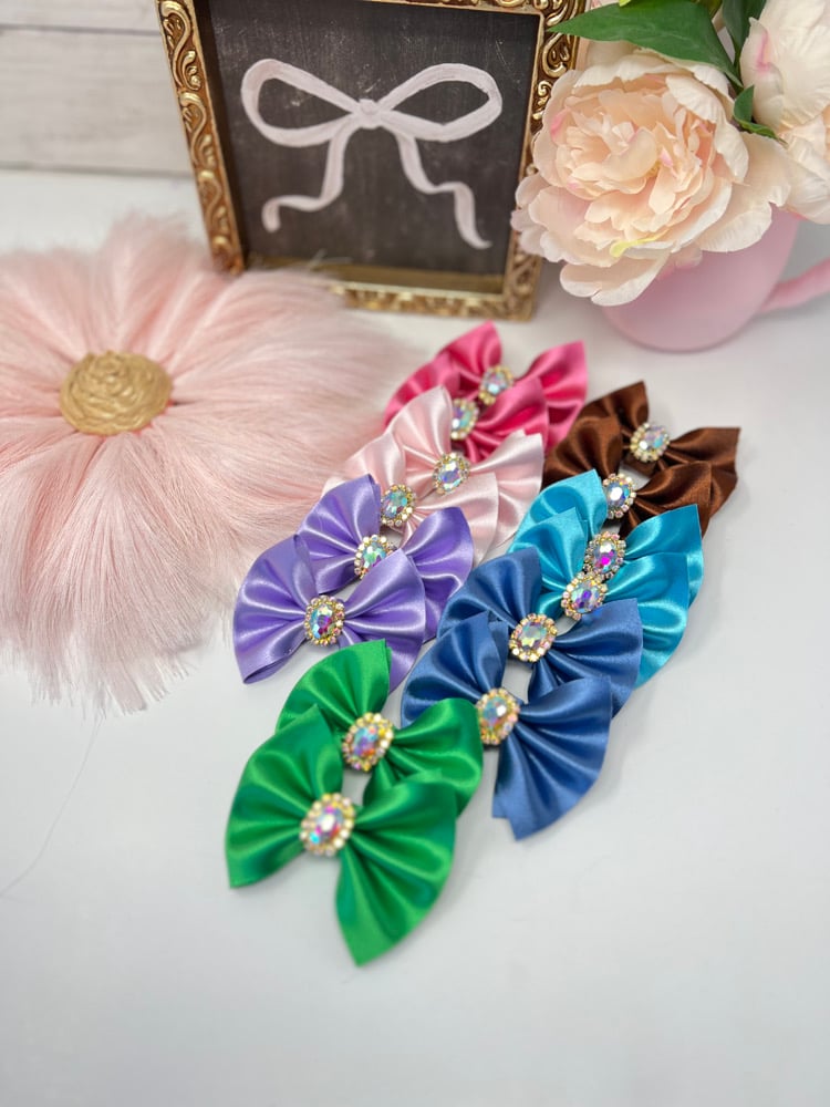Image of Glam satin Piggie Collection