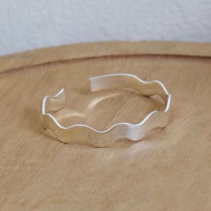 Image of 154 Wave silver cuff bracelet
