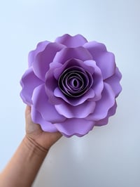 Image 2 of Medium Wall flower Die #222