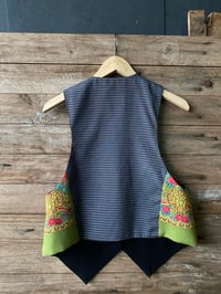 Image 7 of Chaleco feito a man. FOLIADA195. Talla S