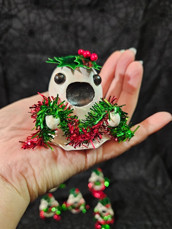 Holiday Mini Ghosts