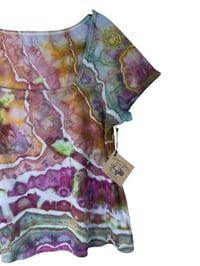 Image 6 of ♻️ UPCYCLED 2X PLUS Rib Fitted Tee in Dragonfruit Geode Ice Dye