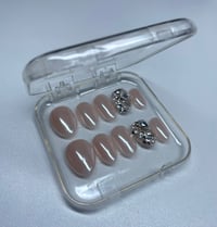Image 4 of Keepsake Press-On Nails Size Large