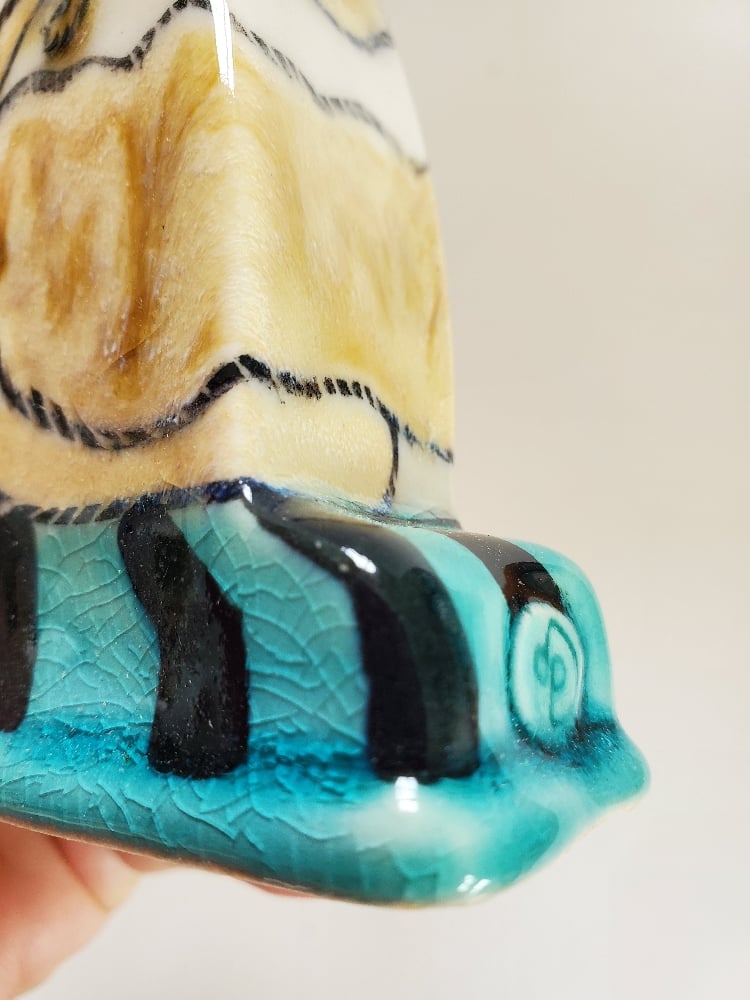 Ginger moggy bud vase Image 4