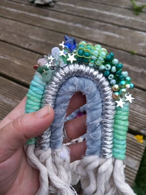 Mini macrame beaded rainbow 3