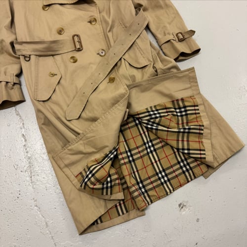 Image of 1980s Burberry Double Breasted Trench Coat, Size Large