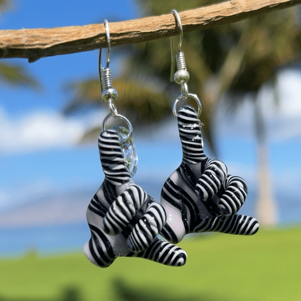 Image of Black And White Hang Loose Earring Set