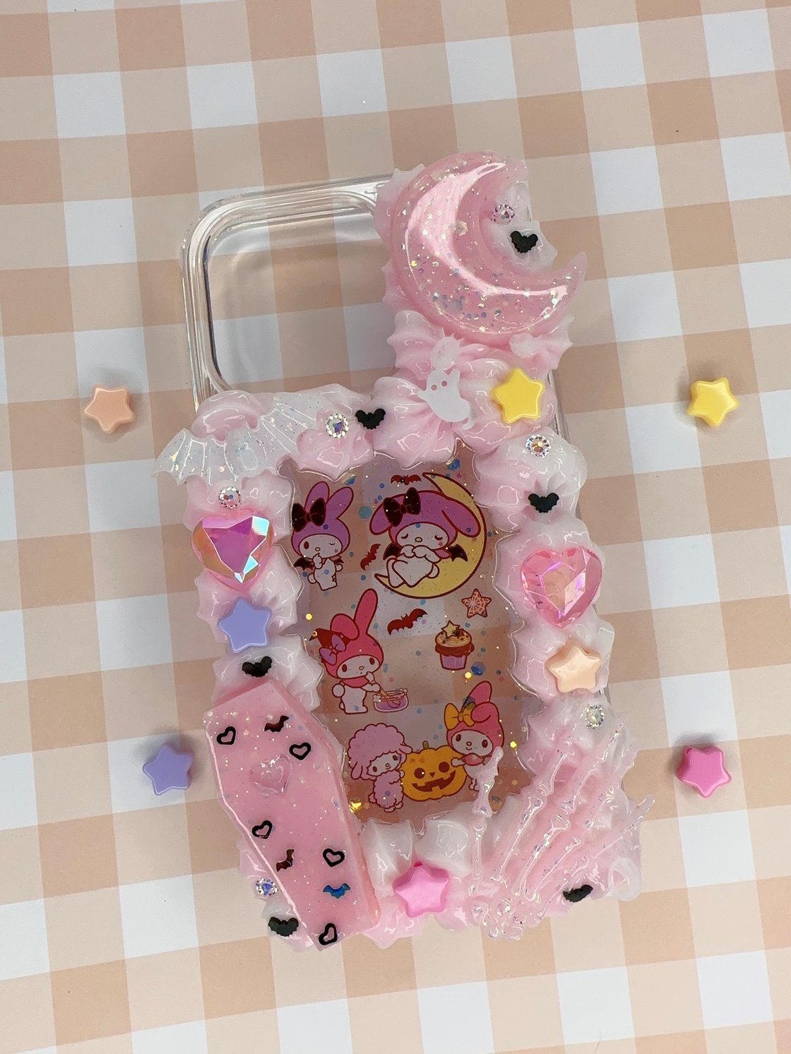 Image of iPhone 15 Pro Halloween Melody decoden phone case