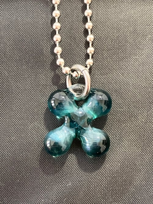 Image of ice blue clover  