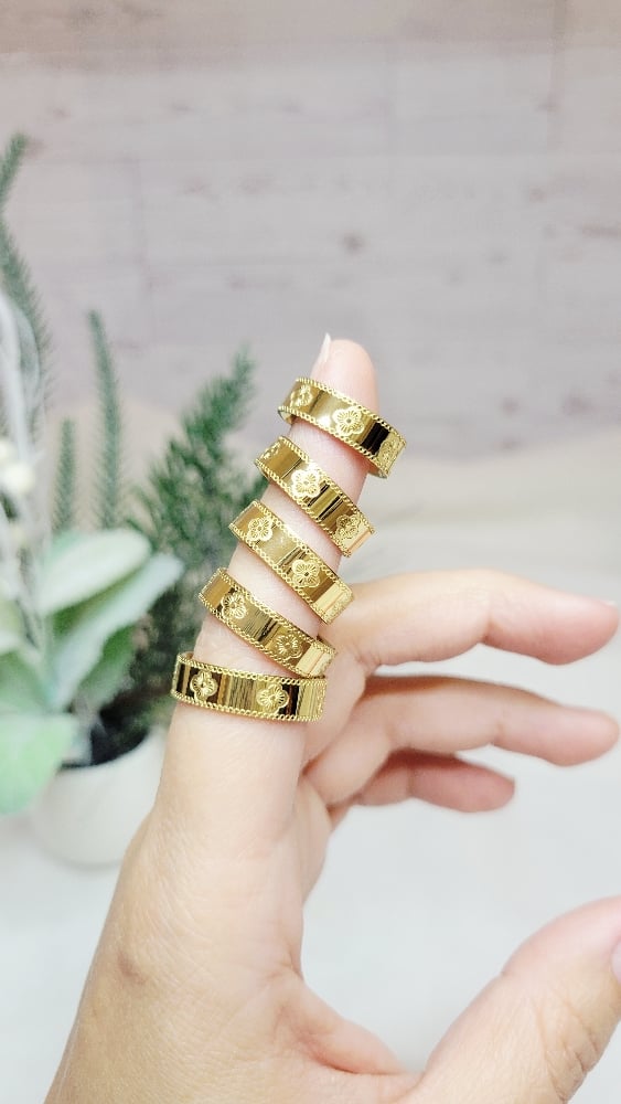 Image of Four Leaf Clover Ring