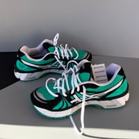 Image 2 of size: us10W uk8 eu42 cm27